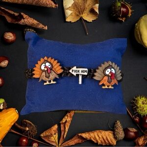 Thanksgiving, Turkey Day, Hostess, adjustable bracelet; “Pick Him” funny sign